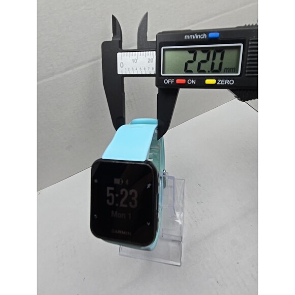 Garmin Forerunner 35 GPS Running Watch HRM Black Bluetooth With Charger - Picture 6 of 11